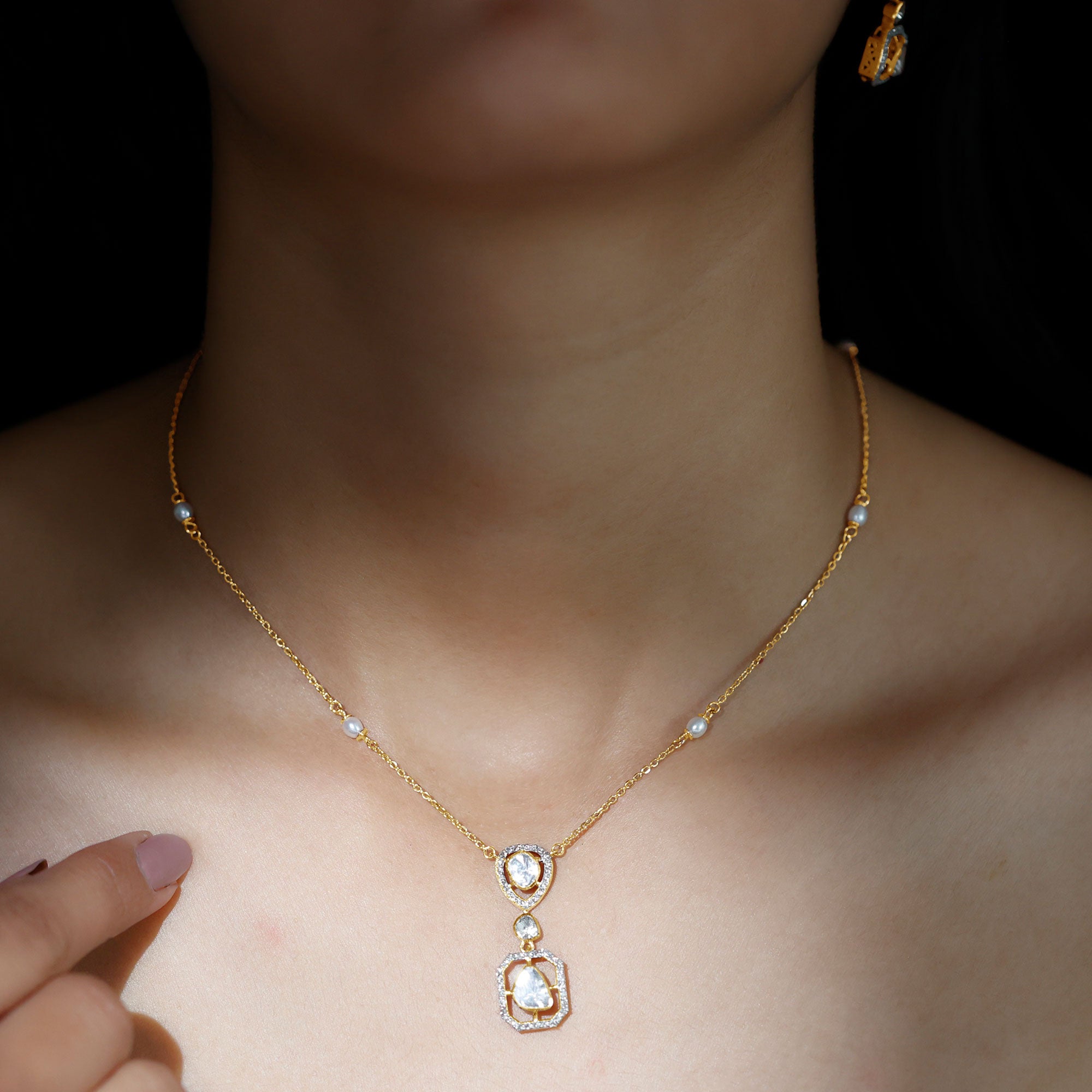 Uncut Diamond and Brillant Cut Diamond Dangle Necklace with Freshwater Pearls - Rosec Jewels